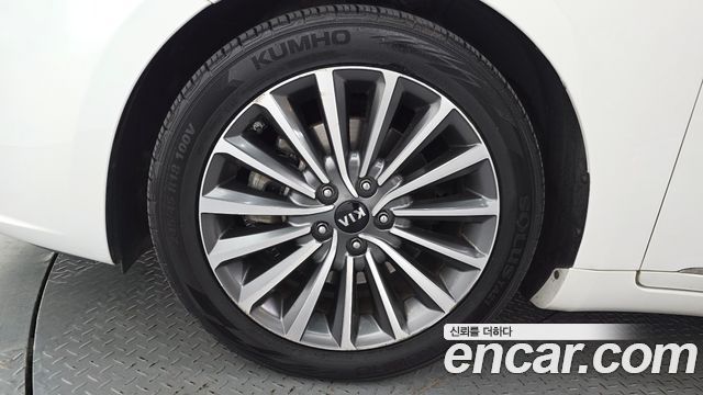 Kia K7 2019 — photo 5