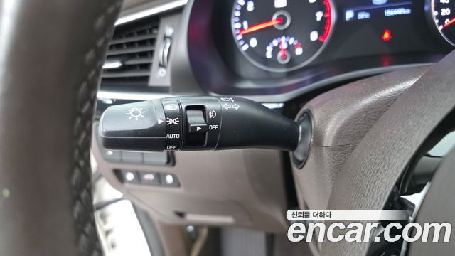 Kia K7 2019 — photo 28