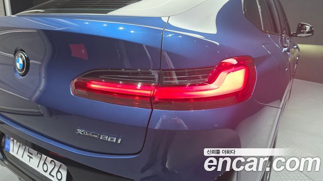BMW X4 2023 — photo 9