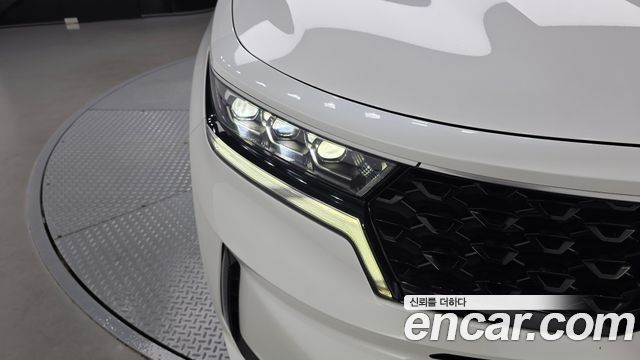 Kia Sorento 2021 — photo 8