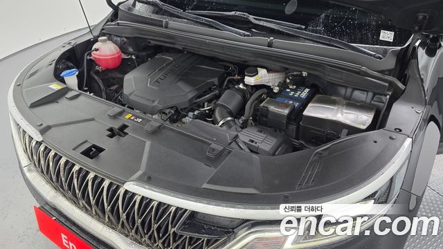 Kia Canival 2023 — photo 6