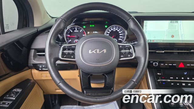 Kia Canival 2023 — photo 18