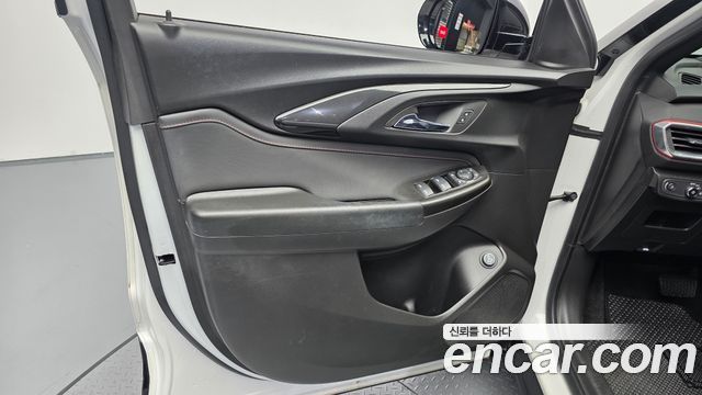 Chevrolet Korea Trailblazer 2023 — photo 14