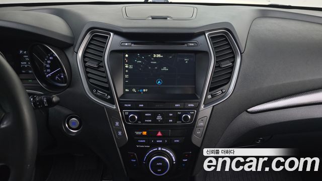Hyundai Santafe 2016 — photo 13