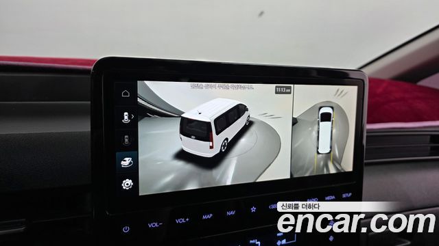Hyundai Staria 2025 — photo 21