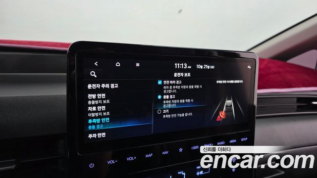 Hyundai Staria 2025 — photo 22