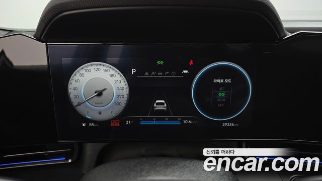 Hyundai AVANTE 2023 — photo 11
