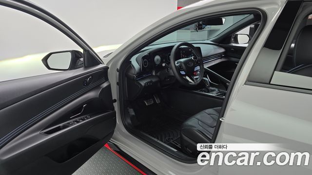 Hyundai AVANTE 2023 — photo 13