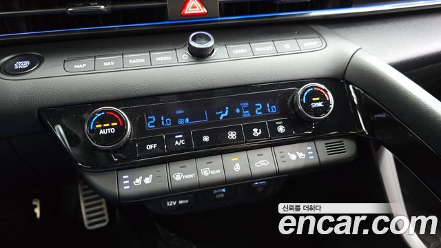Hyundai AVANTE 2023 — photo 27