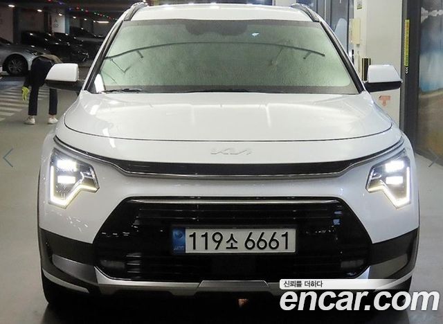 Kia Niro 2022 — photo 2