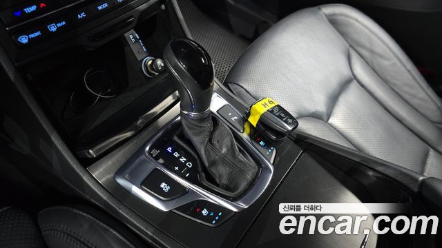 Hyundai Grandeur 2015 — photo 9