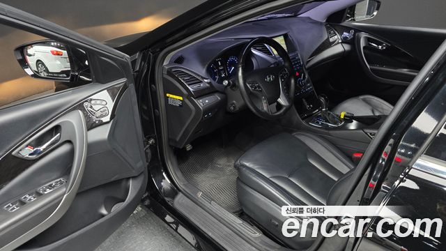 Hyundai Grandeur 2015 — photo 10