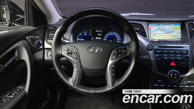 Hyundai Grandeur 2015 — photo 12