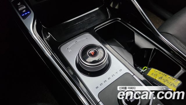 Kia Sorento 2023 — photo 12