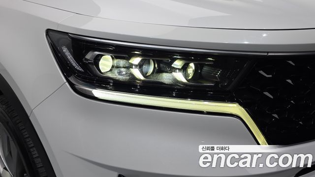 Kia Sorento 2023 — photo 8