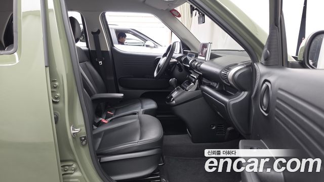 Hyundai Casper 2023 — photo 17
