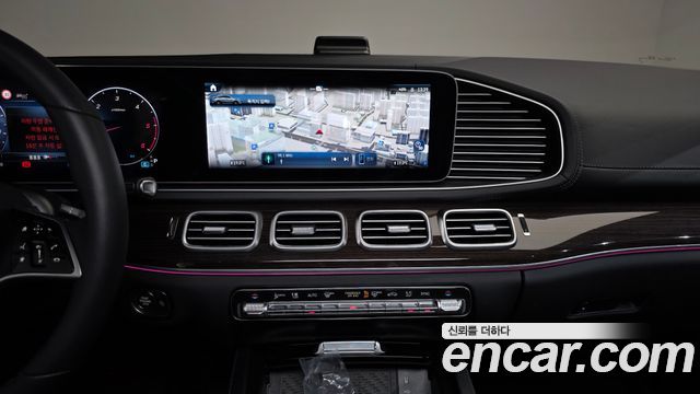 Mercedes-Benz GLE-Class 2026 — photo 20
