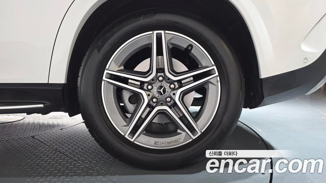 Mercedes-Benz GLE-Class 2026 — photo 7