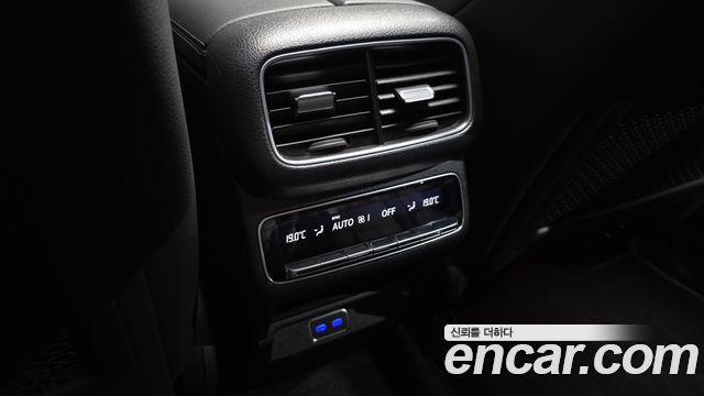 Mercedes-Benz GLE-Class 2026 — photo 31