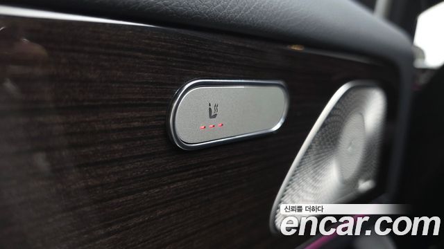 Mercedes-Benz GLE-Class 2026 — photo 37