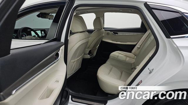 Hyundai Grandeur 2022 — photo 22