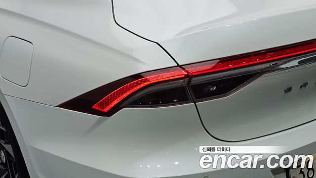 Hyundai Grandeur 2022 — photo 9