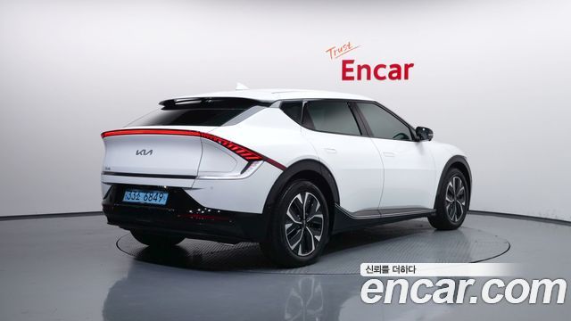 Kia EV6 2024 — photo 2