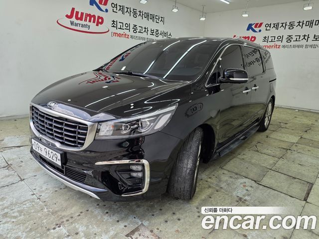 Kia Canival 2019 — photo 1