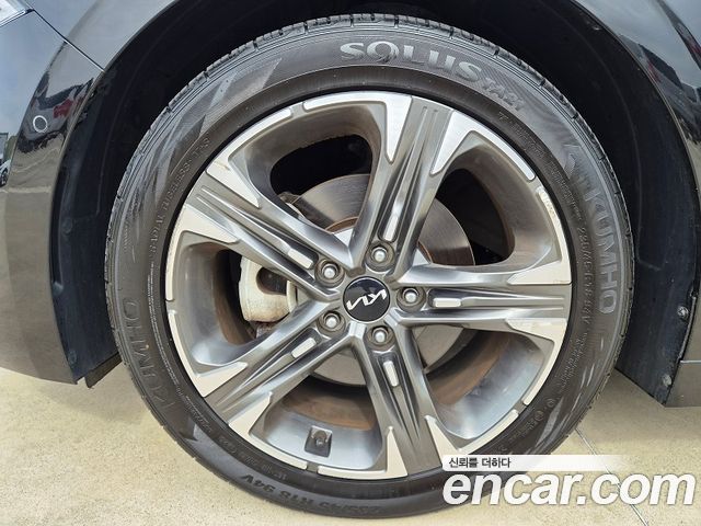 Kia K5 2022 — photo 9
