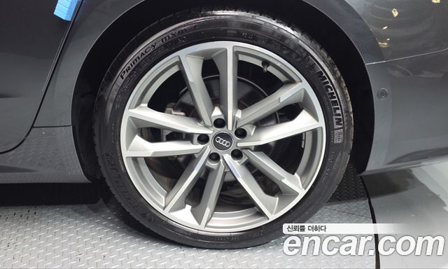 Audi A7 2020 — photo 7