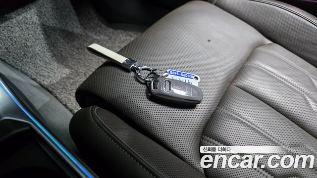 Audi A7 2020 — photo 33
