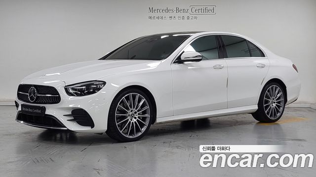 Mercedes-Benz E-Class 2022 — photo 1