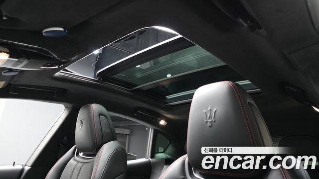 Maserati Levante 2020 — photo 22