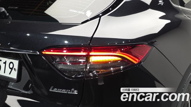 Maserati Levante 2020 — photo 9