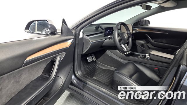 Tesla Model 3 2021 — photo 13