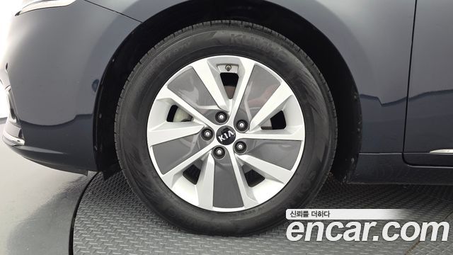 Kia K7 2017 — photo 5