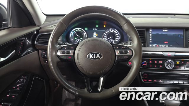 Kia K7 2017 — photo 19
