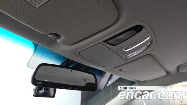 Kia K7 2017 — photo 24