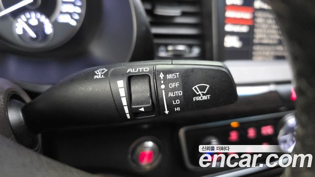 Kia K7 2017 — photo 31
