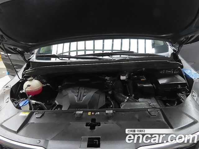 Kia Canival 2023 — photo 8