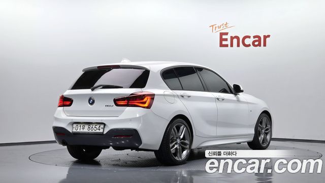 BMW 1-Series 2018 — photo 2