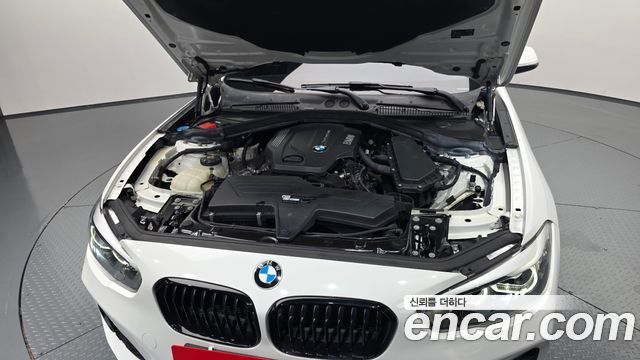 BMW 1-Series 2018 — photo 6