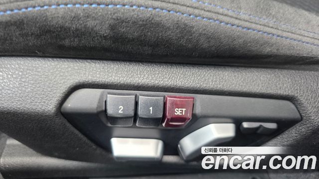 BMW 1-Series 2018 — photo 25