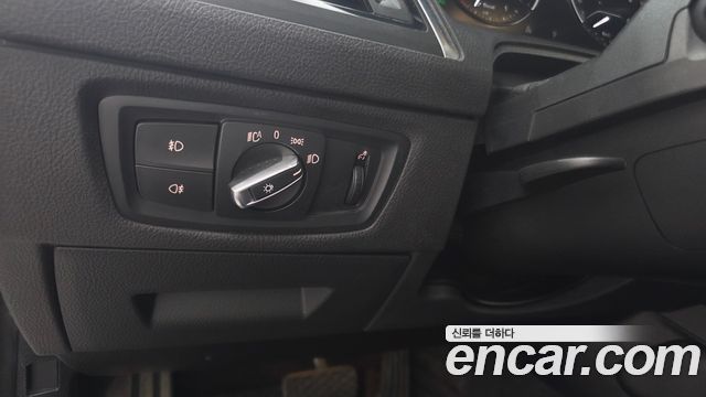 BMW 1-Series 2018 — photo 27