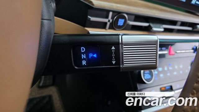 Hyundai Santafe 2024 — photo 12