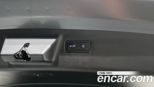 Hyundai Santafe 2024 — photo 34