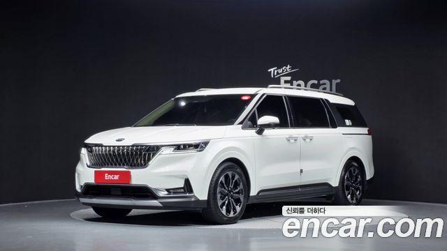 Kia Canival 2021 — photo 1
