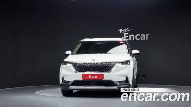 Kia Canival 2021 — photo 3