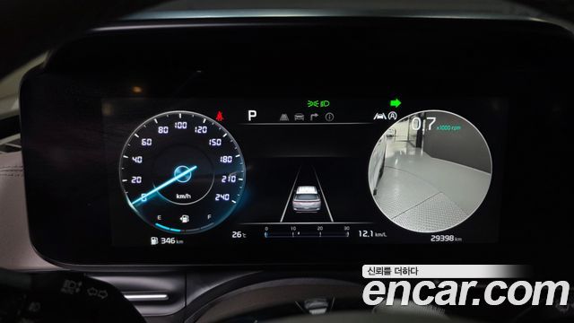 Kia Canival 2021 — photo 11