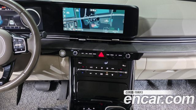 Kia Canival 2021 — photo 20